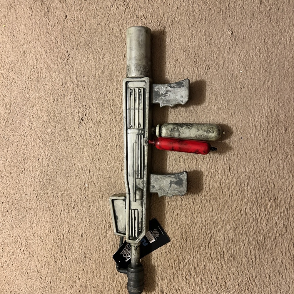 Brand new Replica blaster from Alien